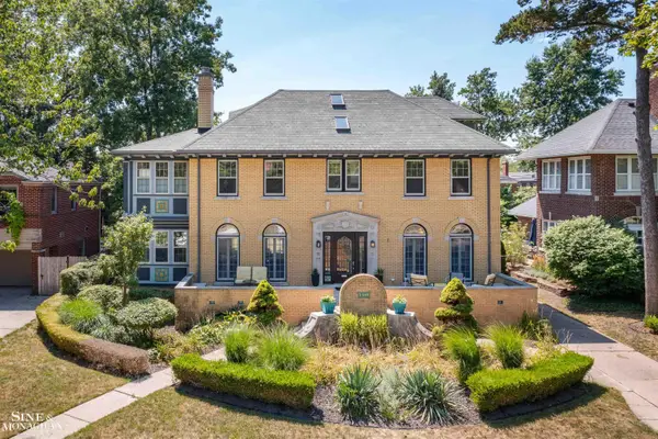 1319 Balfour ST, GrossePointePark, MI 48230
