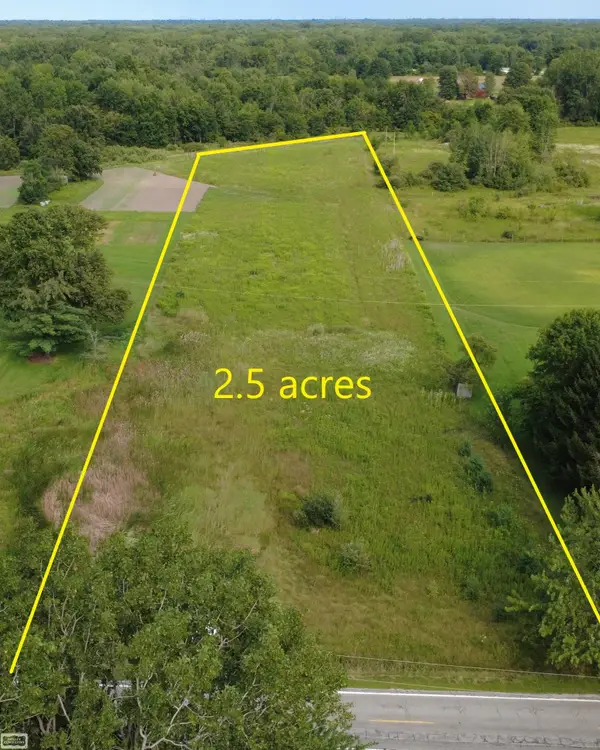 Richman RD, Kimball, MI 48074