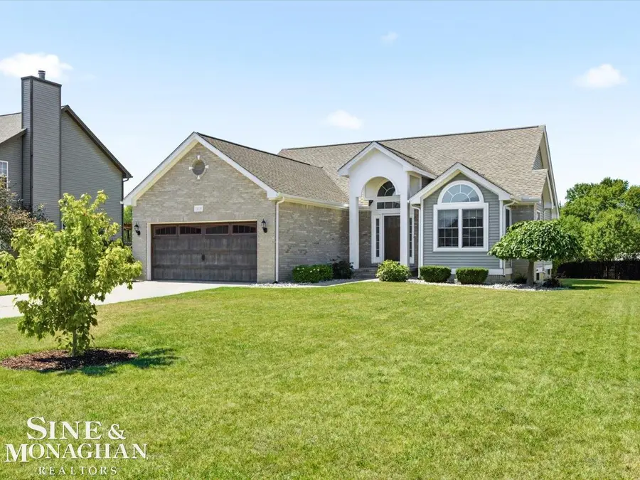 4118 Aspen Cir CIR, Burton, MI 48439 - #2