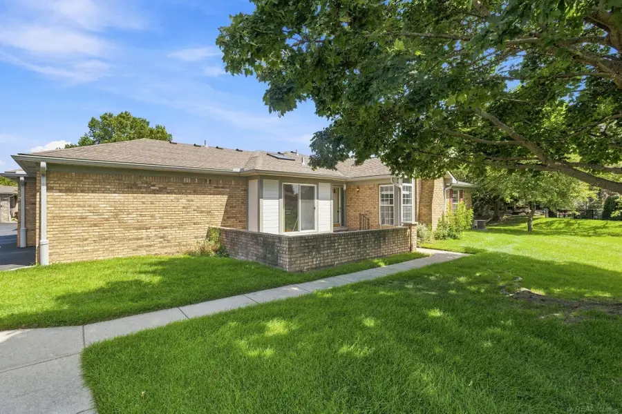48490 Piedmont, Shelby, MI 48315 - #2
