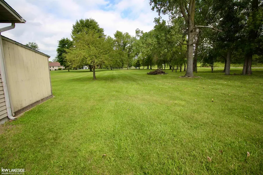 21181 24 Mile RD, Macomb, MI 48042 - #3