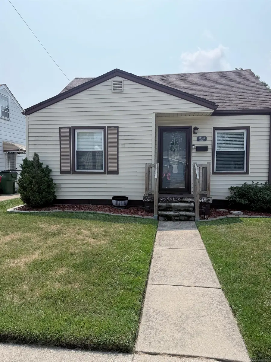 17840 Tennyson ST, Roseville, MI 48066 - #2