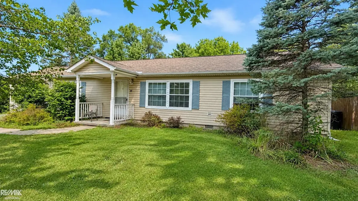 8303 Munrovia ST, Shelby, MI 48317 - #1