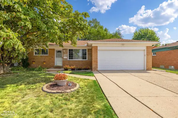 27342 Dover AVE, Warren, MI 48088