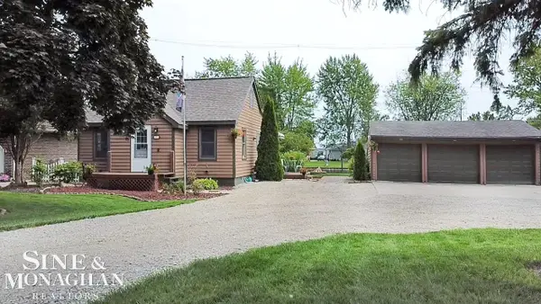 5575 River RD, EastChina, MI 48054