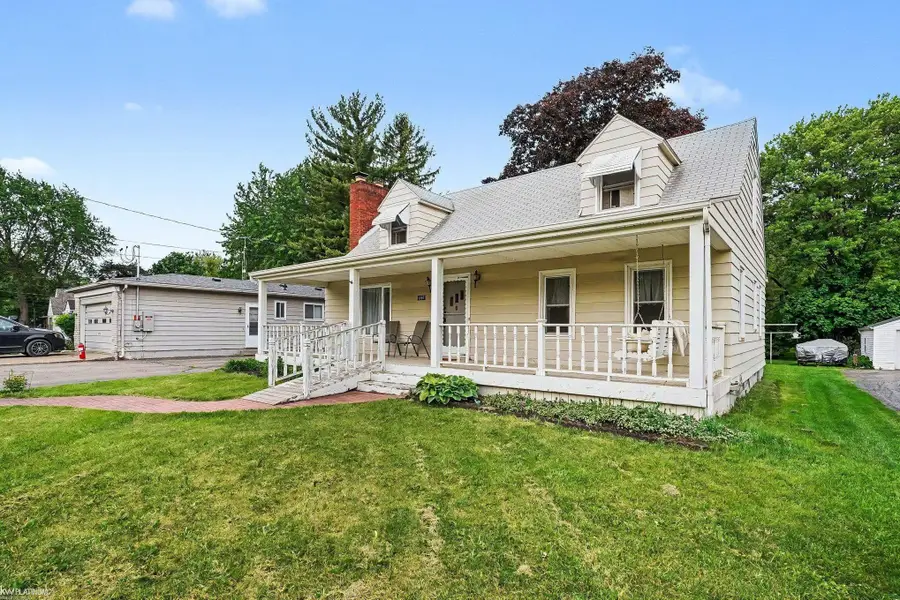 2297 Covert, Burton, MI 48509 - #3