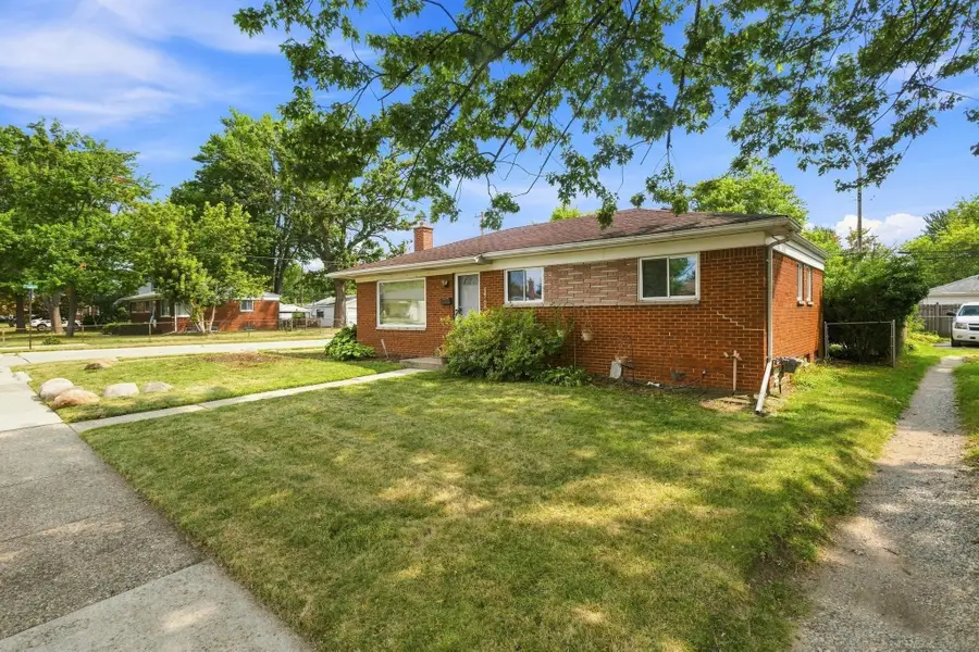 24306 Rosalind  AVE, Eastpointe, MI 48021 - #2