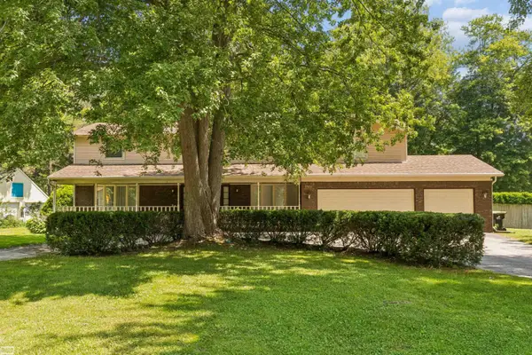 37816 Winkler ST, HarrisonTownship, MI 48045