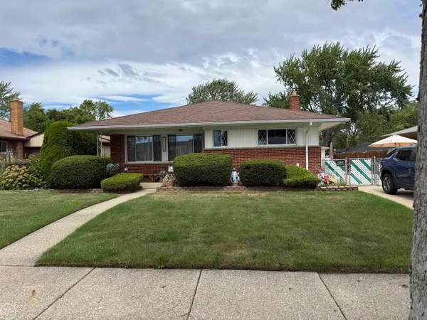 21009 Danbury ST, ClintonTownship, MI 48035