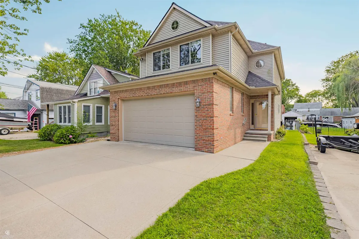 37909 Sunnybrook ST, Harrison Township, MI 48045 - #1