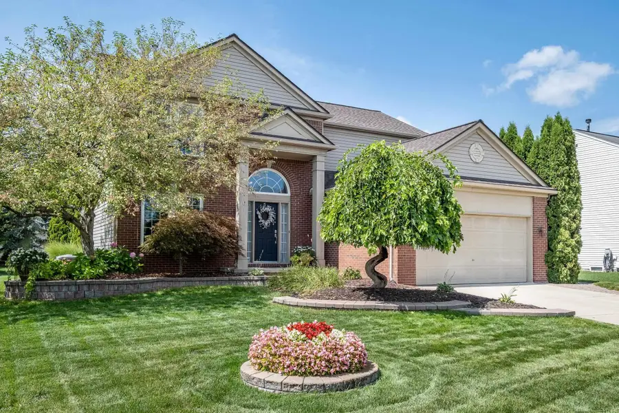 56277 Oasis DR, Macomb, MI 48042 - #2