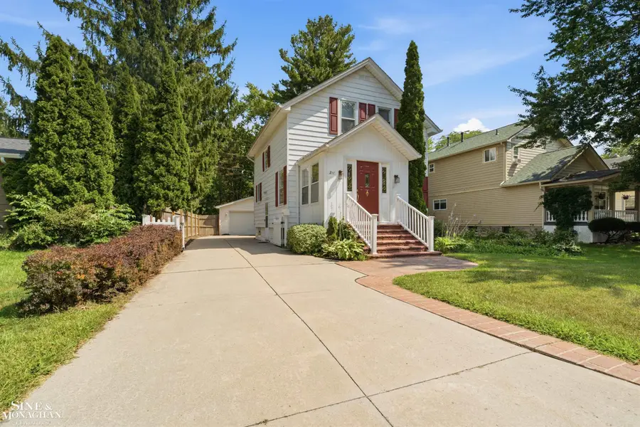 211 S Tenth St ST, Saint Clair, MI 48079 - #3