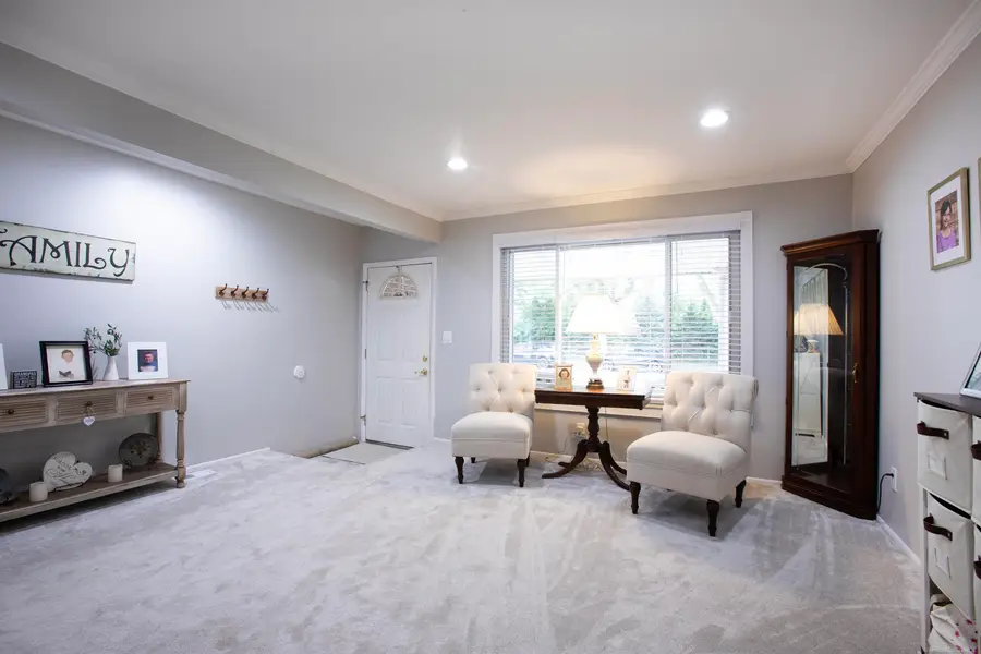 30918 Primrose DR, Warren, MI 48088 - #2