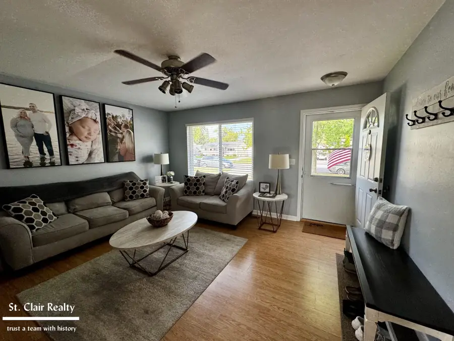 630 Georgia ST, Marysville, MI 48040 - #2
