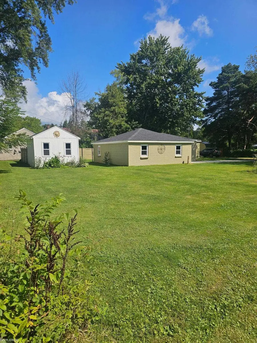 7354 Byron DR, Worth, MI 48450 - #3