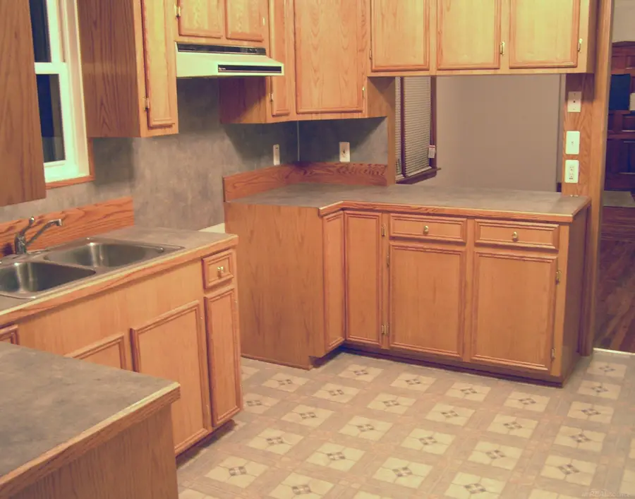 36 Smith ST, Mount Clemens, MI 48043 - #3