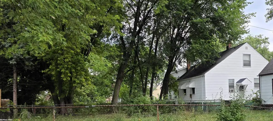 18911 Riverview ST, Detroit, MI 48219 - #2