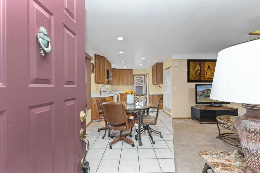 19708 California ST, Saint Clair Shores, MI 48080 - #3
