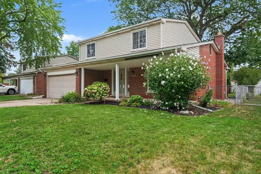 40456 Meade Pointe DR, Sterling Heights, MI 48313 - #3