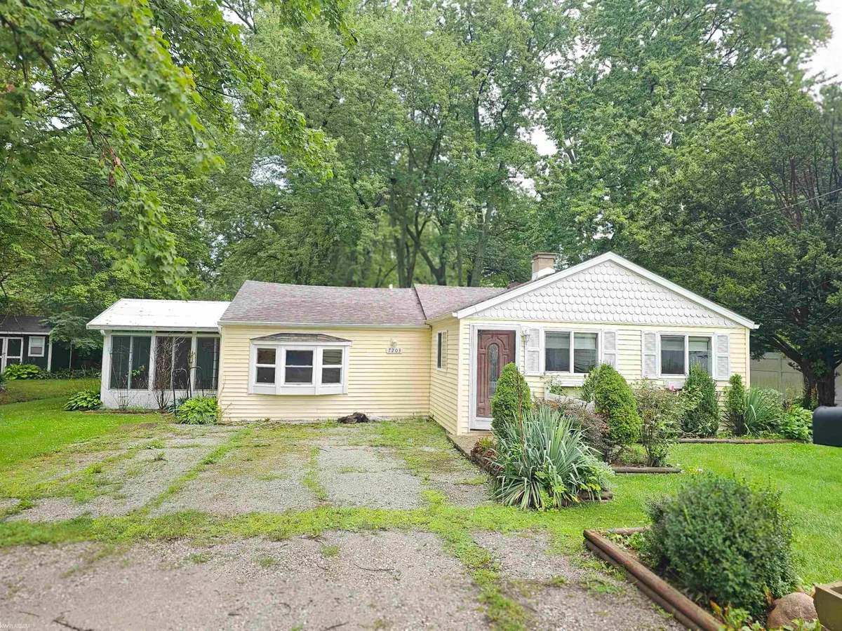 7203 Aspen RD, Lexington, MI 48450 - #1