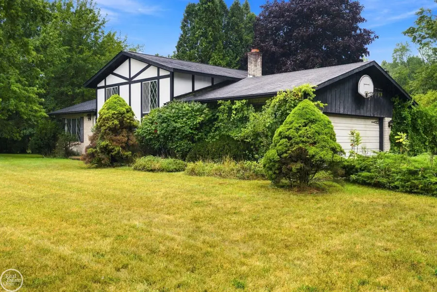 1550 Orban RD, Milford, MI 48380 - #3