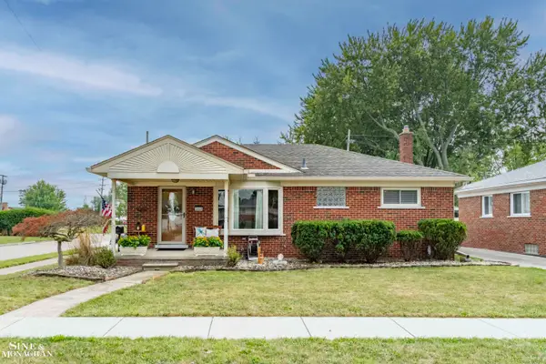 22928 Lincoln RD, StClairShores, MI 48082