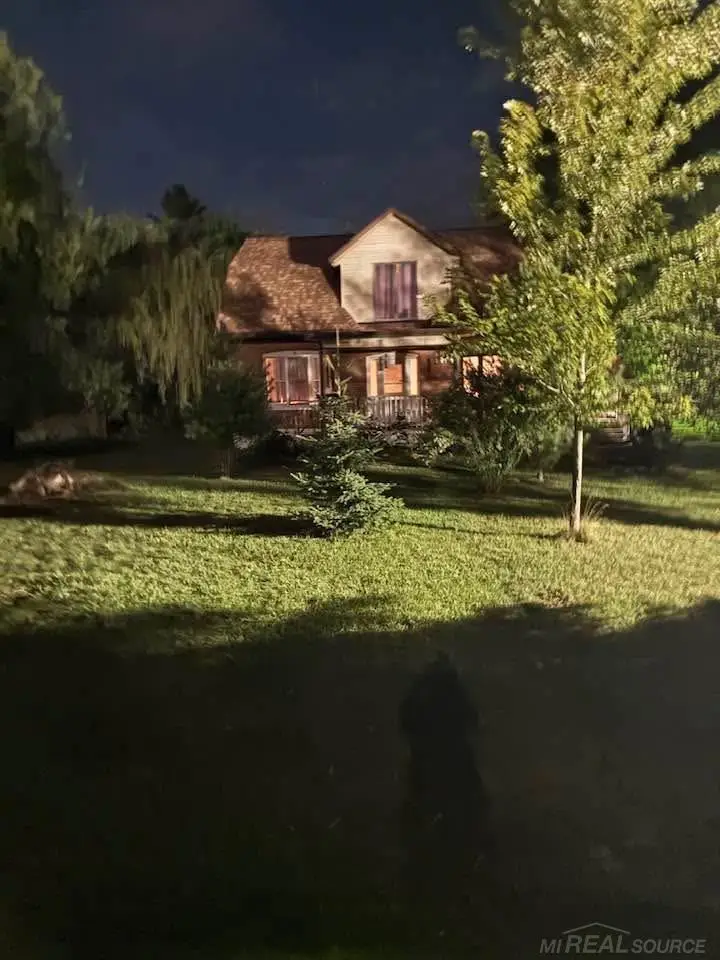 287 E Harrington RD, Croswell, MI 48422 - #2