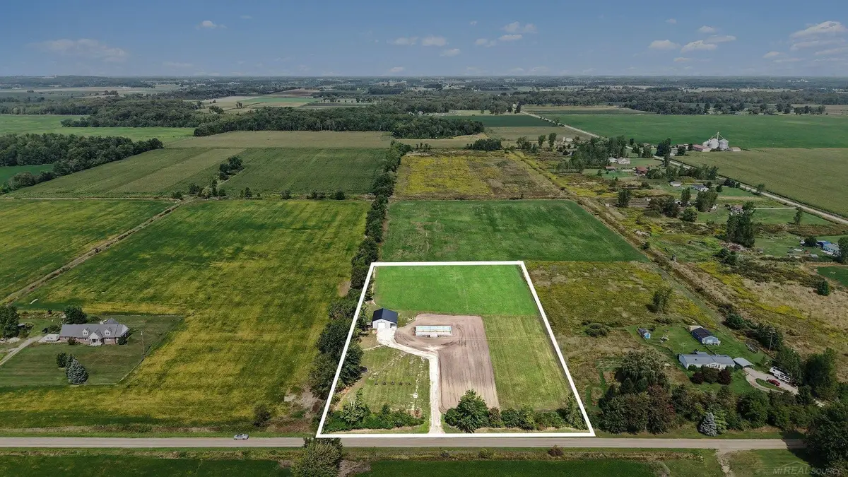 16106 Turner RD, Lynn, MI 48097 - #1