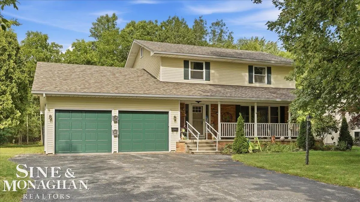 137 E Meldrum CIR, Saint Clair, MI 48079 - #1
