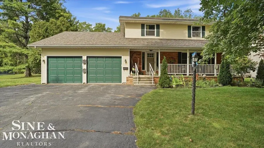 137 E Meldrum CIR, Saint Clair, MI 48079 - #2