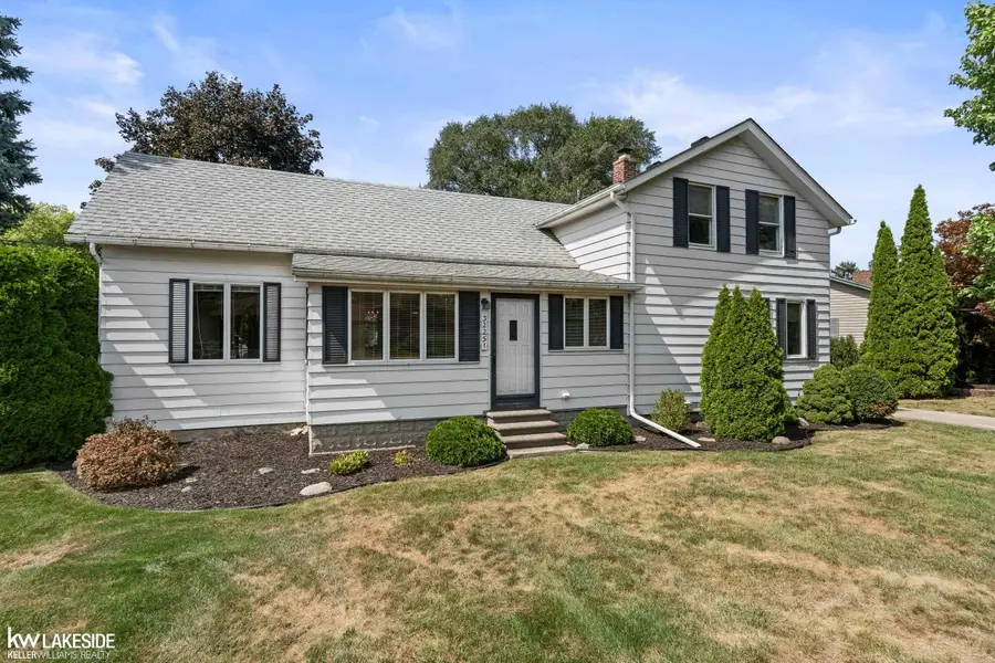32251 Fruehauf RD, Fraser, MI 48026 - #2