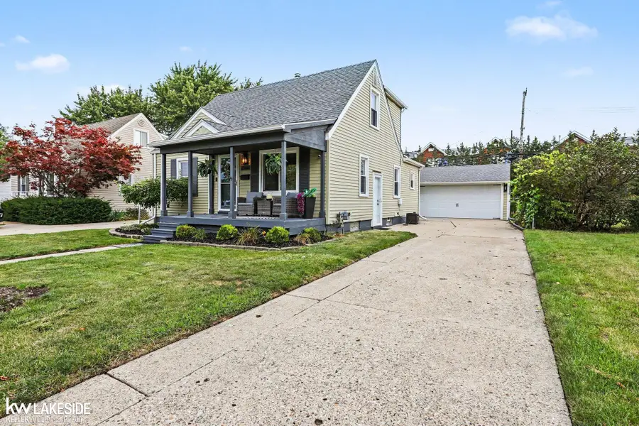 4346 Mandalay AVE, Royal Oak, MI 48073 - #3
