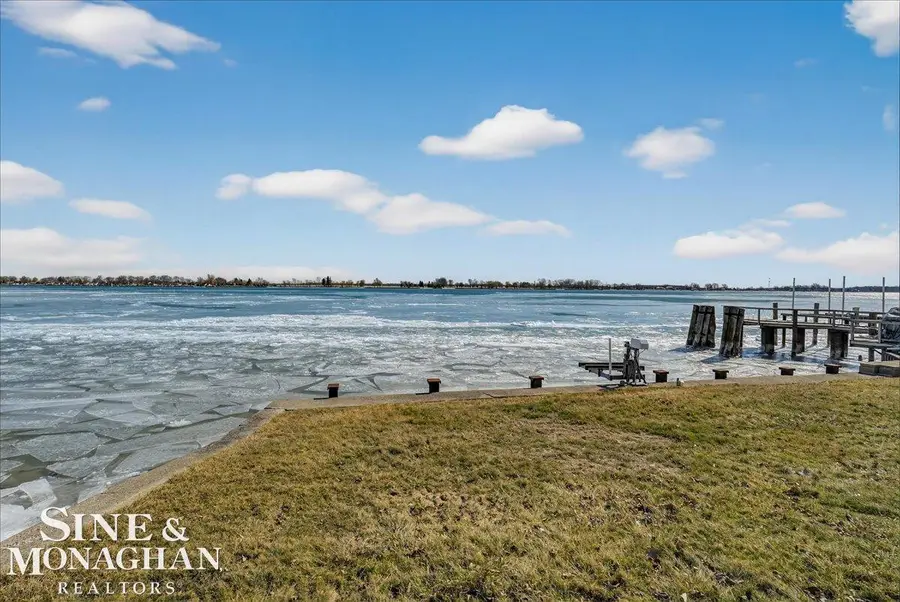 6200 River RD, East China, MI 48054 - #2