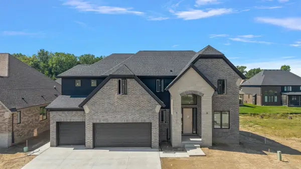 54437 Palomino DR, ShelbyTwp, MI 48316
