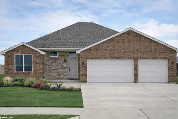 45215 Fairchild RD, Macomb, MI 48042