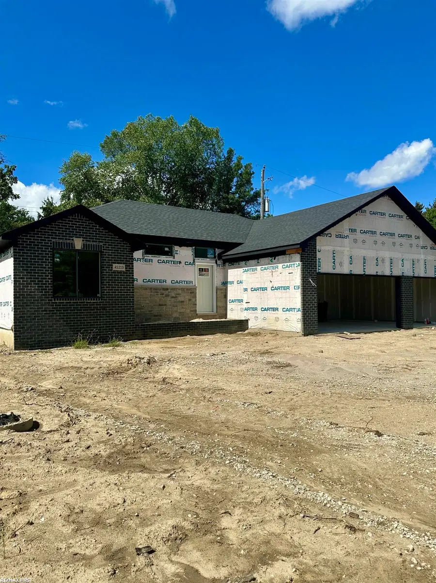 45215 Fairchild RD, Macomb, MI 48042 - #2