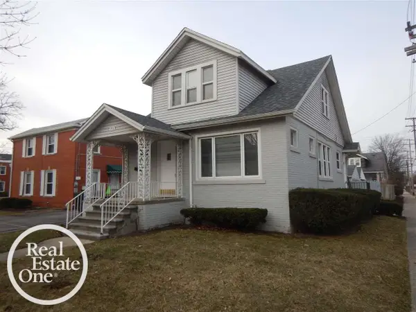 713 Saint Clair ST, GrossePointe, MI 48230