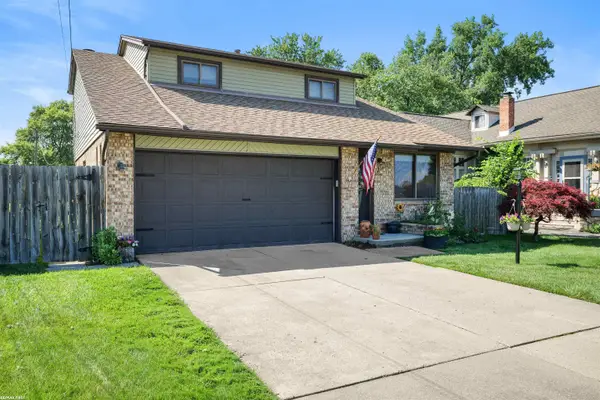 34321 Jefferson, HarrisonTownship, MI 48045