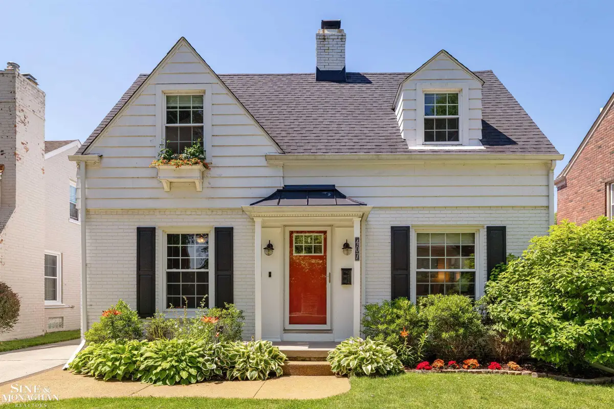 407 Lothrop RD, Grosse Pointe Farms, MI 48236 - #1