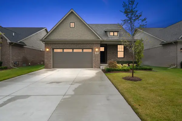 5896 Willow Grove DR, Troy, MI 48085
