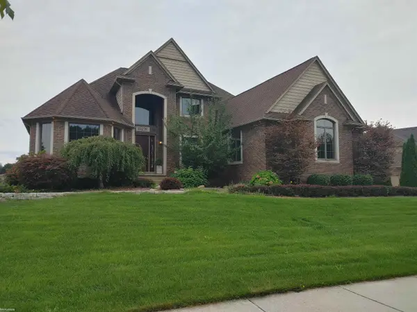 61276 Burningwood DR, Washington, MI 48094