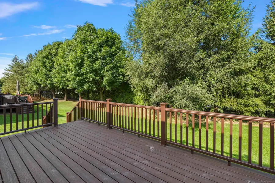 40679 Azalea DR, Clinton, MI 48036 - #3