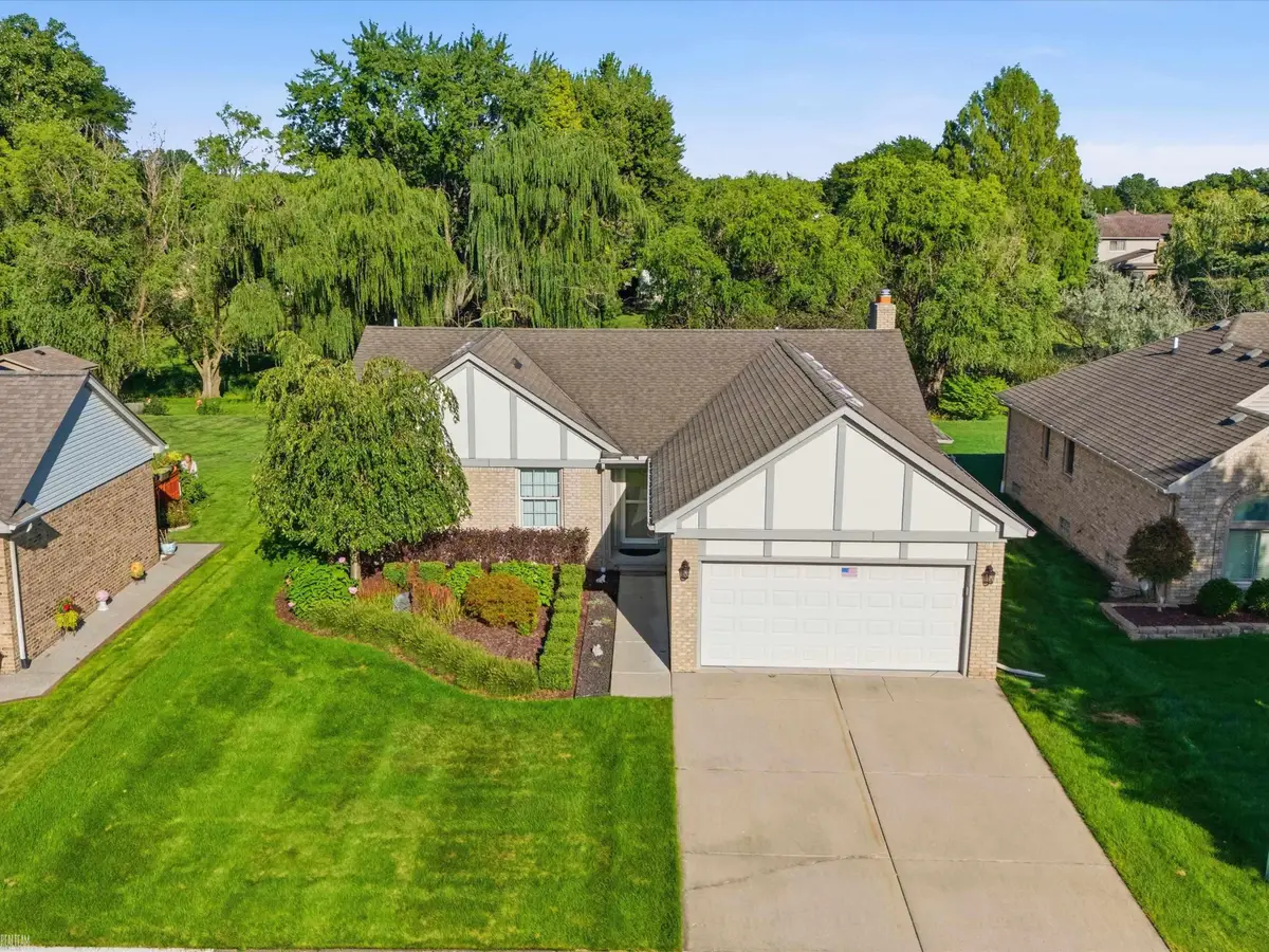 46268 Tally Ho DR, Macomb, MI 48044 - #1