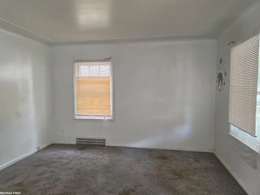 18269 Stout ST, Detroit, MI 48219 - #2