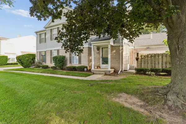 24611 Lake Meadow ST, HarrisonTownship, MI 48045