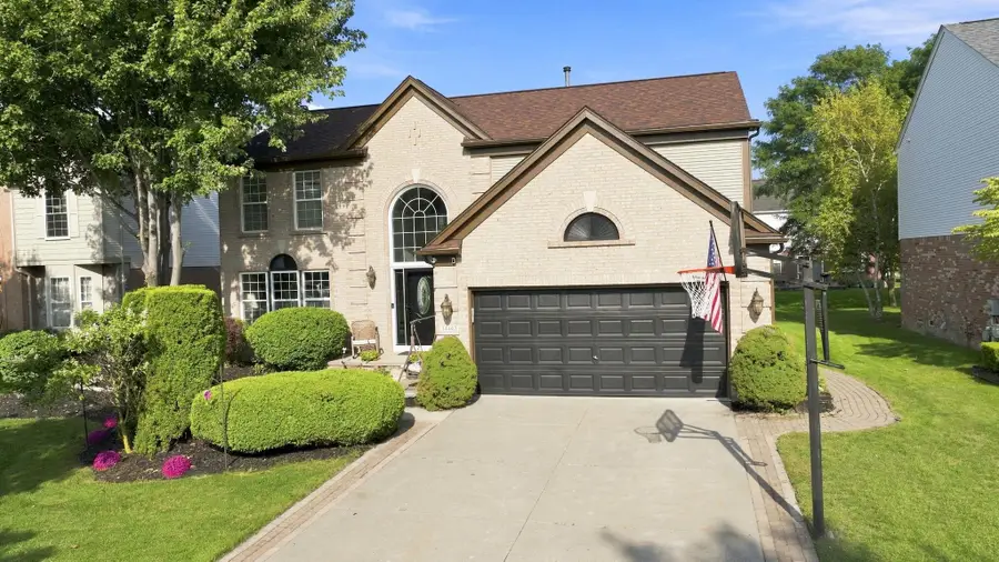 34442 Orsini DR, Sterling Heights, MI 48312 - #3