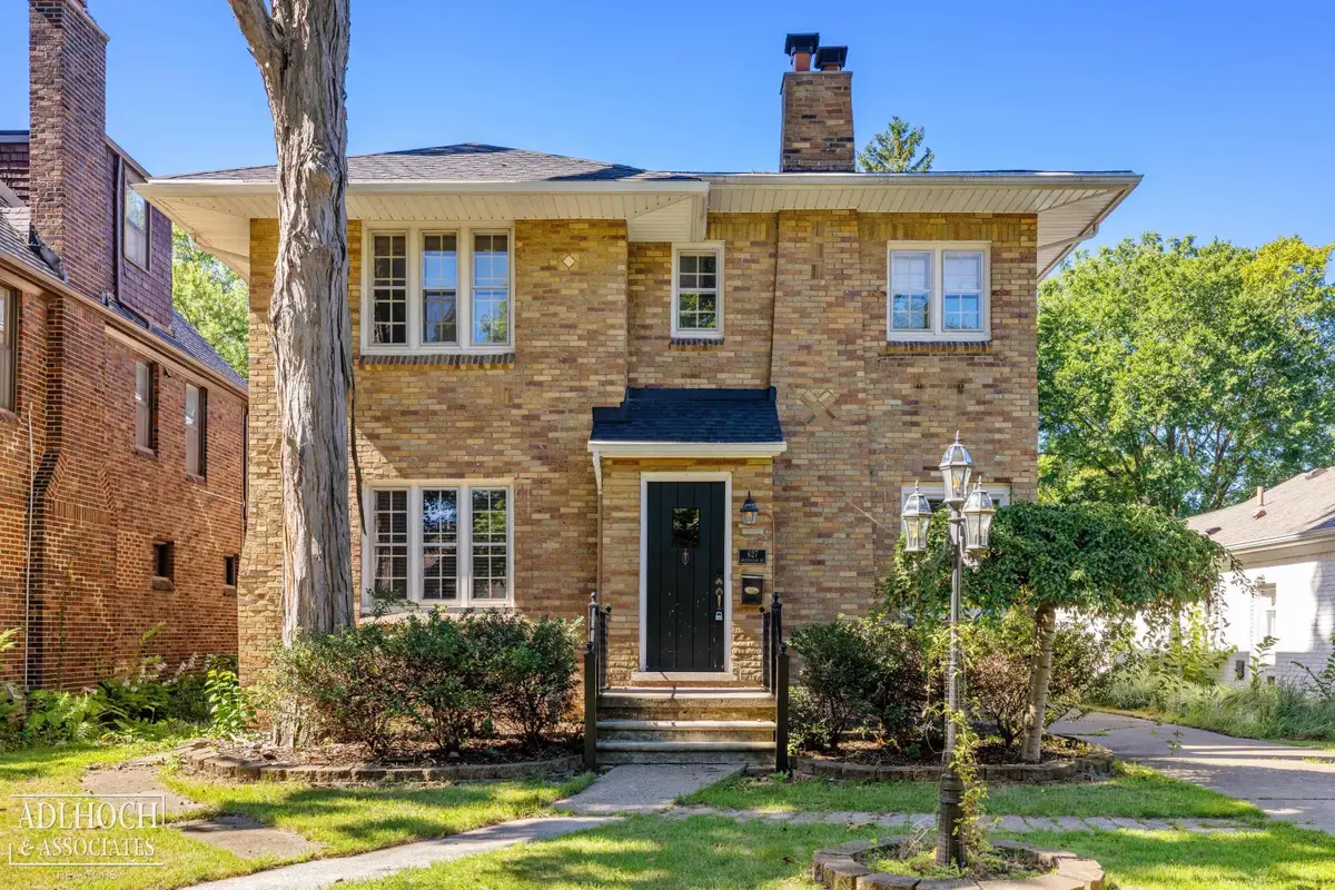 627 Washington RD, Grosse Pointe, MI 48230 - #1