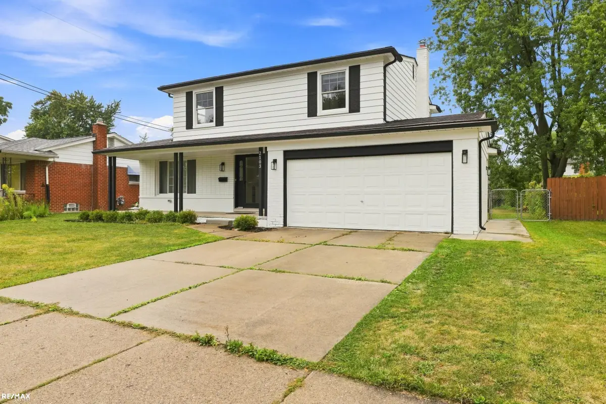 2103 Atlas DR, Troy, MI 48083 - #1