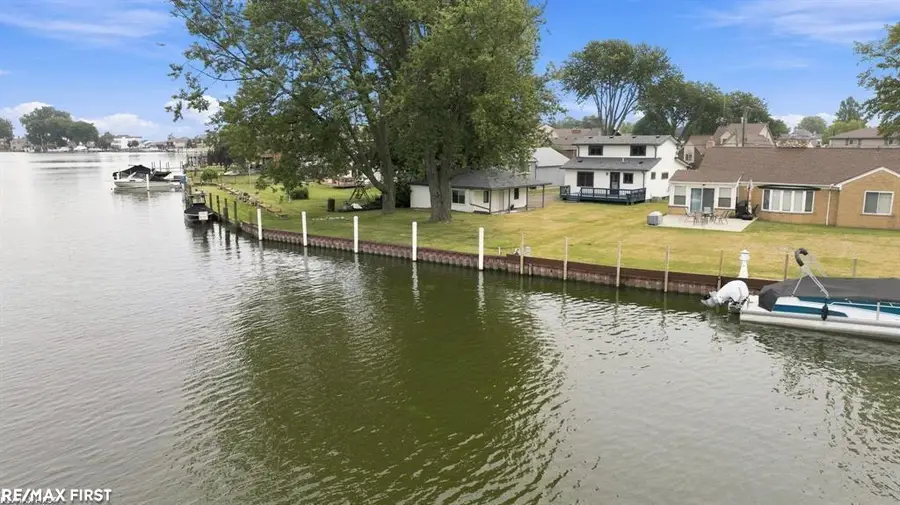 38127 Huron Pointe Dr. DR, Harrison Township, MI 48045 - #3