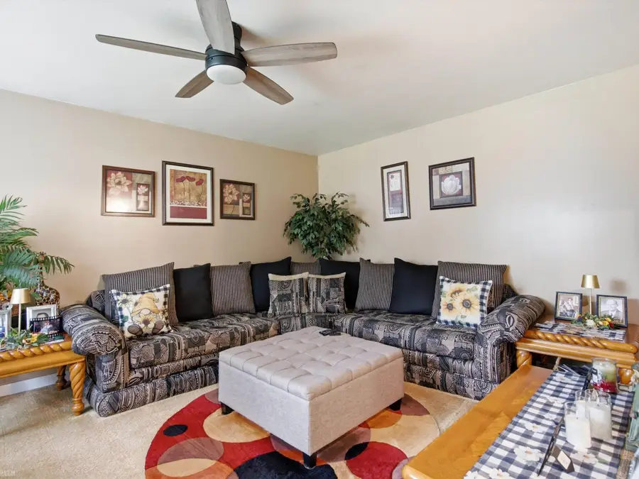 27952 Thomas AVE, Warren, MI 48092 - #2